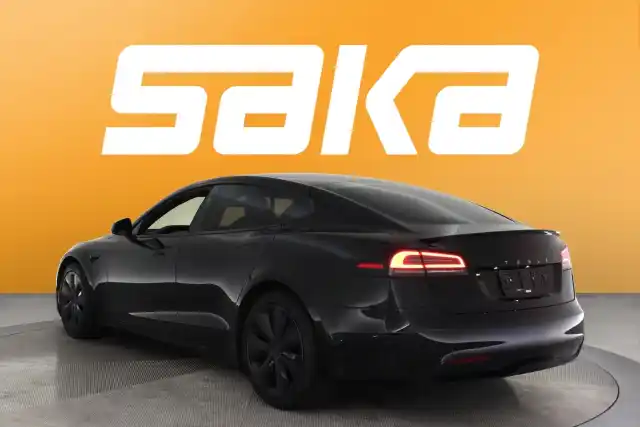 Musta Sedan, Tesla Model S – VAR-03555