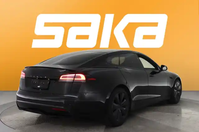 Musta Sedan, Tesla Model S – VAR-03555