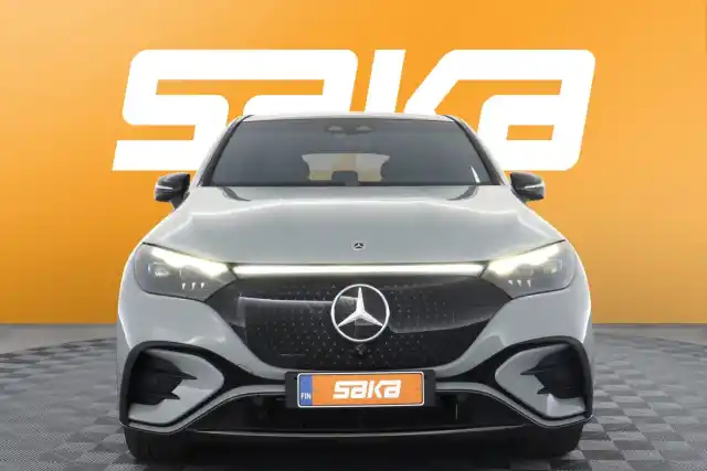 Harmaa Maastoauto, Mercedes-Benz EQE SUV – VAR-03605
