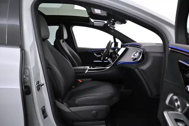 Harmaa Maastoauto, Mercedes-Benz EQE SUV – VAR-03605