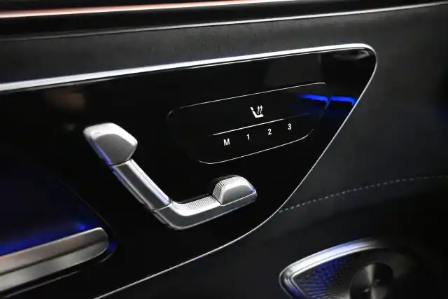 Harmaa Maastoauto, Mercedes-Benz EQE SUV – VAR-03605