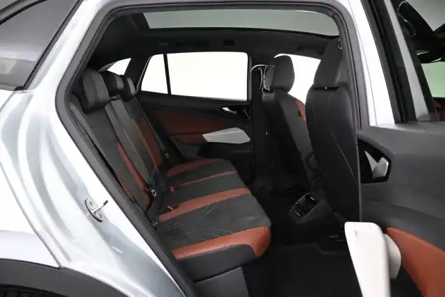 Harmaa Maastoauto, Volkswagen ID.4 – VAR-037074