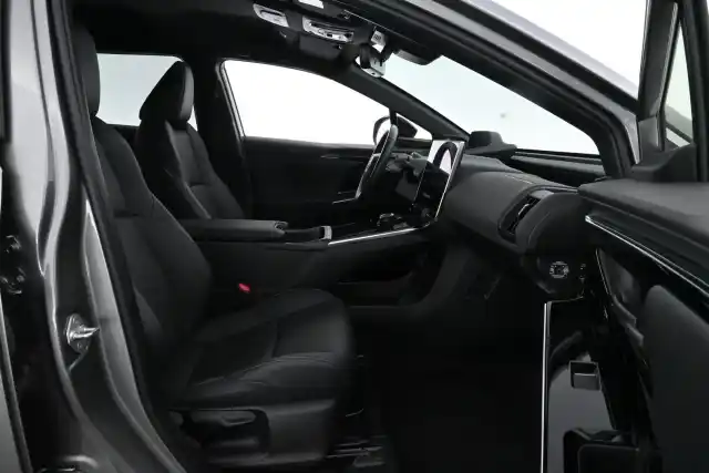 Harmaa Maastoauto, Toyota bZ4X – VAR-03807