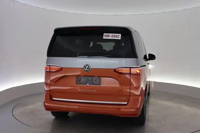 Oranssi Tila-auto, Volkswagen Multivan – VAR-03850