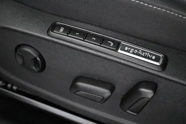 Vihreä Viistoperä, Volkswagen ID.3 – VAR-03890