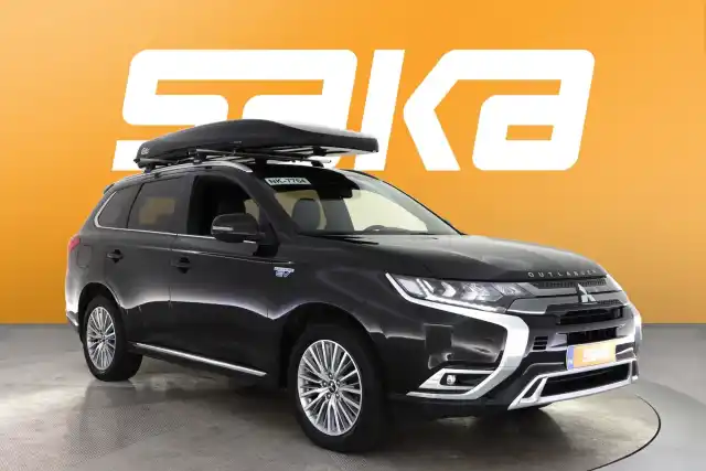 Musta Maastoauto, Mitsubishi Outlander PHEV – VAR-04001