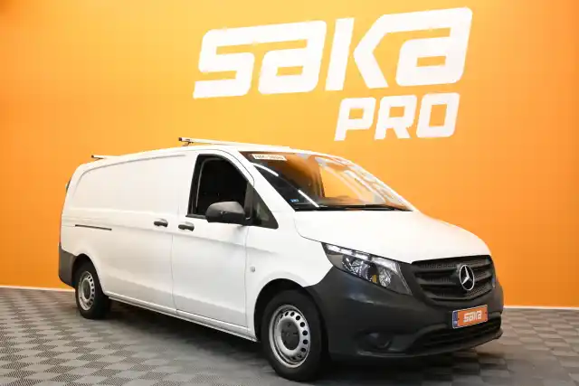 Valkoinen Pakettiauto, Mercedes-Benz Vito – VAR-04133