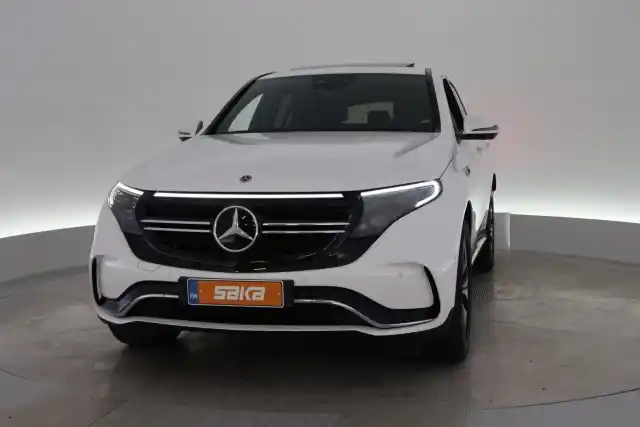 Valkoinen Maastoauto, Mercedes-Benz EQC – VAR-041531