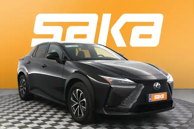 Musta Viistoperä, Lexus RZ – VAR-04193