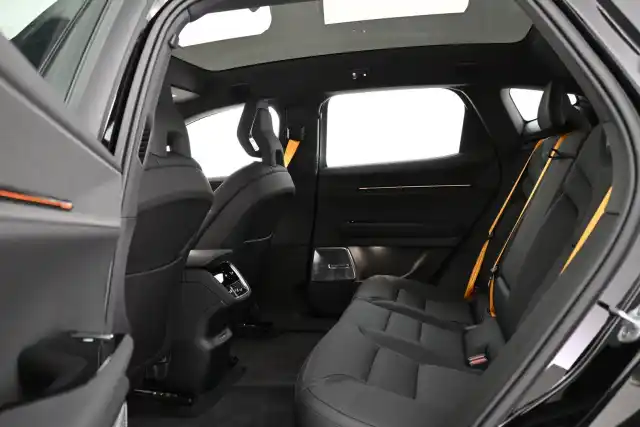 Musta Maastoauto, Polestar 3 – VAR-04241