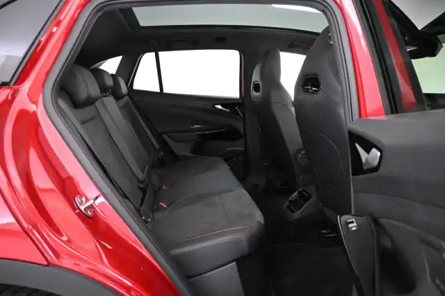 Punainen Maastoauto, Volkswagen ID.4 – VAR-04628