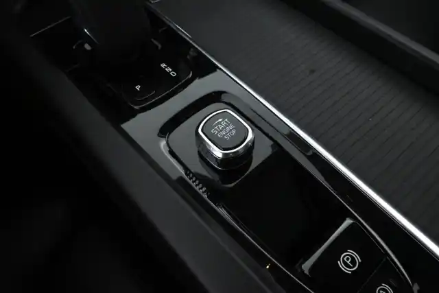 Hopea Maastoauto, Volvo XC60 – VAR-04704