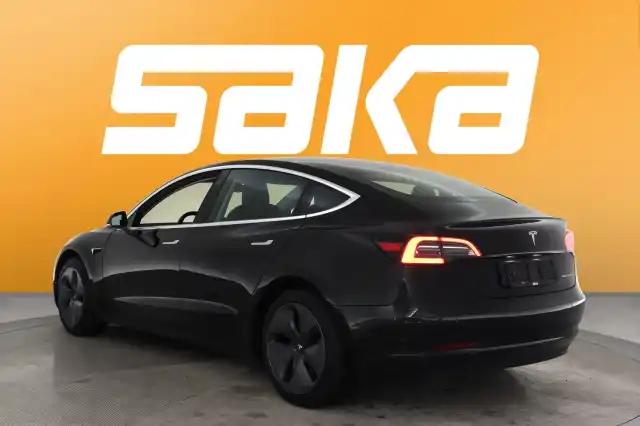 Musta Sedan, Tesla Model 3 – VAR-04739