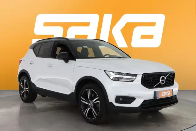 Valkoinen Maastoauto, Volvo XC40 – VAR-04751