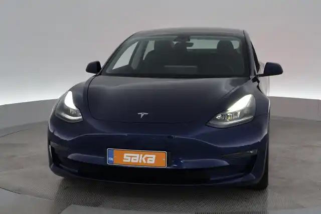 Sininen Sedan, Tesla Model 3 – VAR-04880