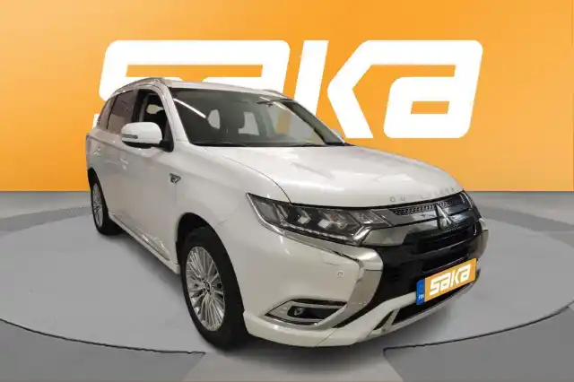  Maastoauto, Mitsubishi Outlander PHEV – VAR-04896