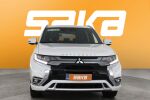 Valkoinen Maastoauto, Mitsubishi Outlander PHEV – VAR-04924, kuva 2