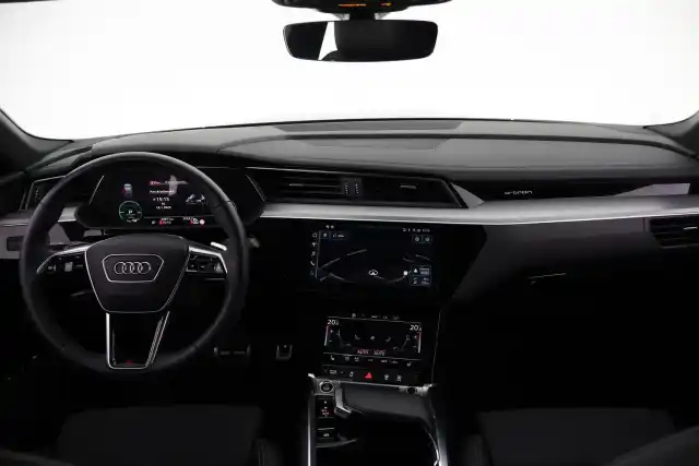 Harmaa Maastoauto, Audi Q8 e-tron – VAR-04965