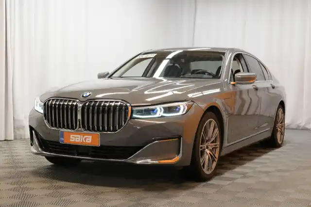 Hopea Sedan, BMW 745 – VAR-05041