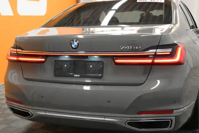 Hopea Sedan, BMW 745 – VAR-05041