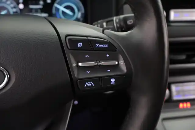 Musta Viistoperä, Hyundai KONA – VAR-050566