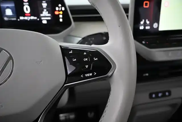 Valkoinen Tila-auto, Volkswagen ID. Buzz – VAR-05104
