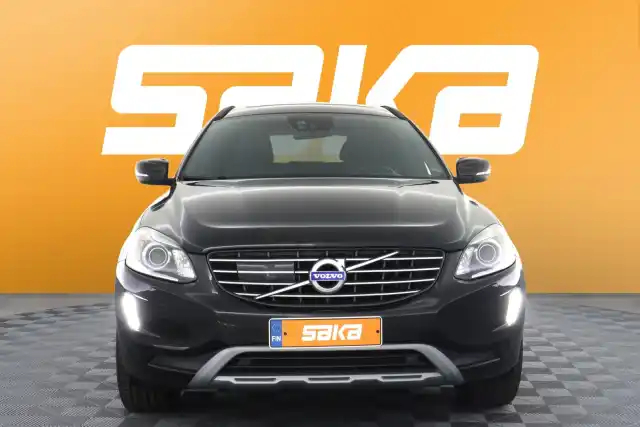 Musta Maastoauto, Volvo XC60 – VAR-05199