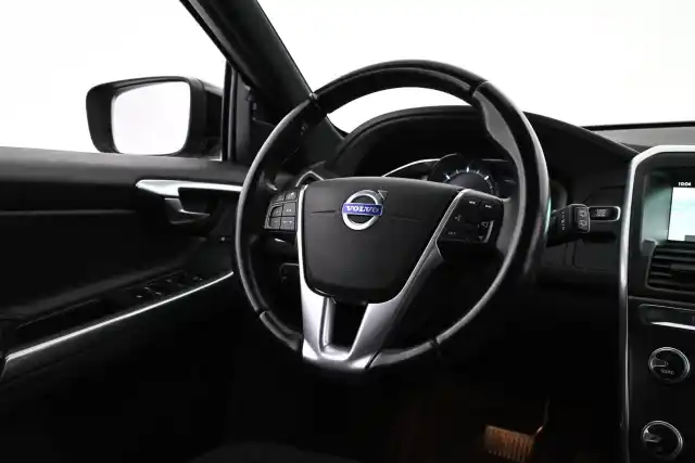 Musta Maastoauto, Volvo XC60 – VAR-05199