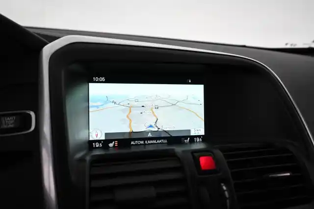 Musta Maastoauto, Volvo XC60 – VAR-05199