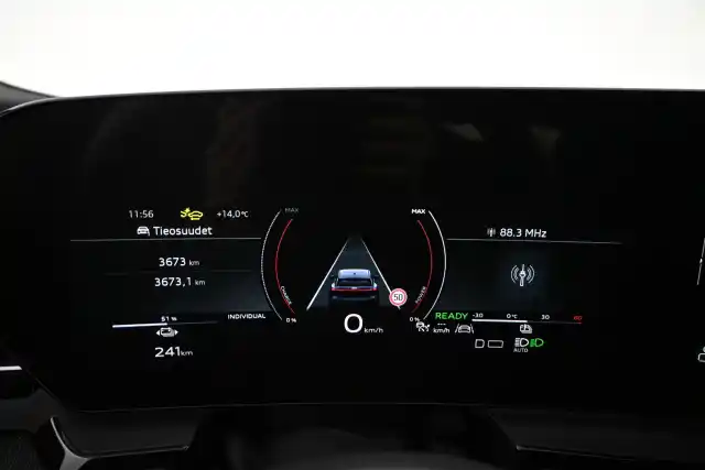 Harmaa Maastoauto, Audi Q6 e-tron – VAR-05205
