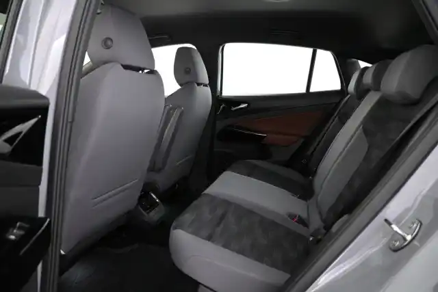 Harmaa Maastoauto, Volkswagen ID.5 – VAR-05405