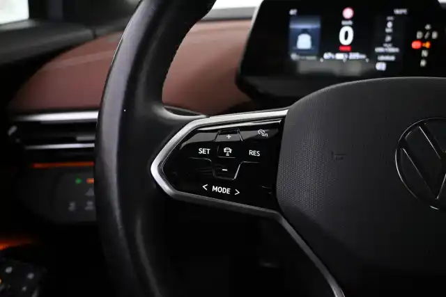 Harmaa Maastoauto, Volkswagen ID.5 – VAR-05405