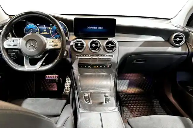 Musta Maastoauto, Mercedes-Benz GLC – VAR-05515