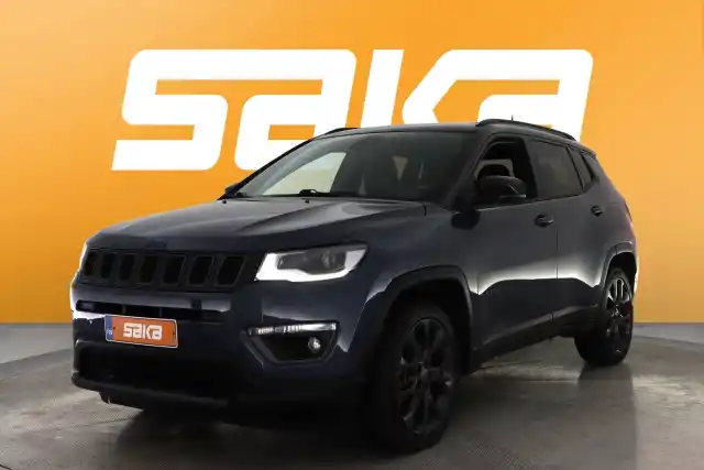 Sininen Maastoauto, Jeep Compass – VAR-05614