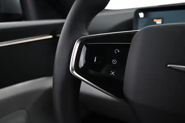 Valkoinen Maastoauto, Polestar 4 – VAR-05788