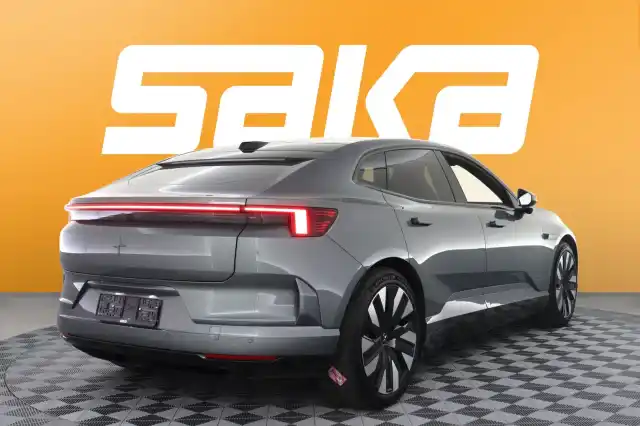 Valkoinen Maastoauto, Polestar 4 – VAR-05788
