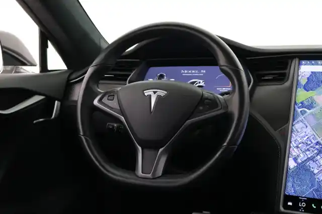 Musta Sedan, Tesla Model S – VAR-06009