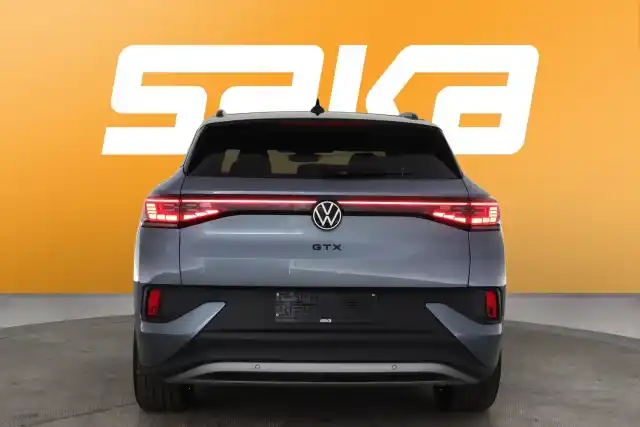 Sininen Maastoauto, Volkswagen ID.4 – VAR-06099