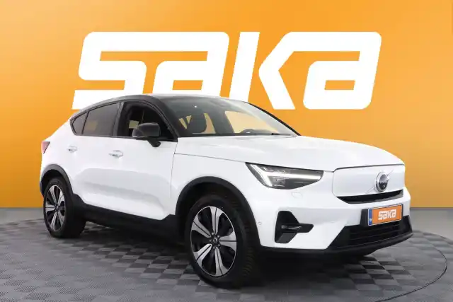 Valkoinen Maastoauto, Volvo C40 – VAR-06157