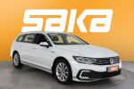 Valkoinen Farmari, Volkswagen Passat – VAR-06288, kuva 1