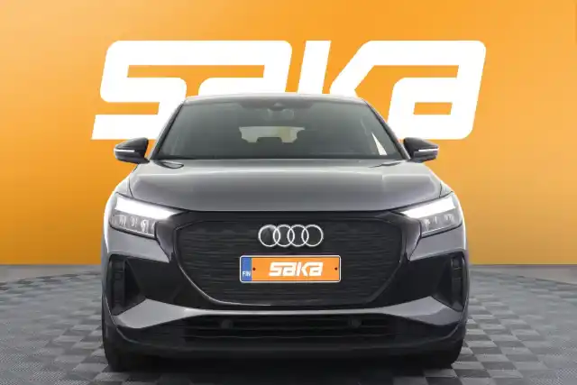 Harmaa Maastoauto, Audi Q4 e-tron – VAR-06307