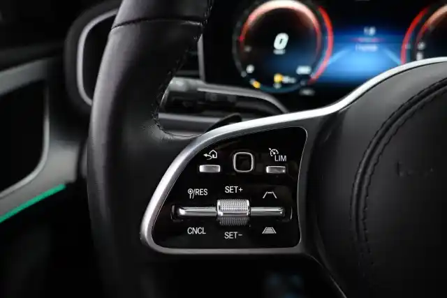 Musta Maastoauto, Mercedes-Benz GLE – VAR-06359