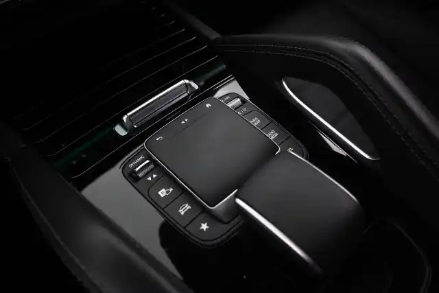 Musta Maastoauto, Mercedes-Benz GLE – VAR-06359