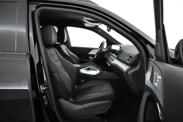 Musta Maastoauto, Mercedes-Benz GLE – VAR-06359