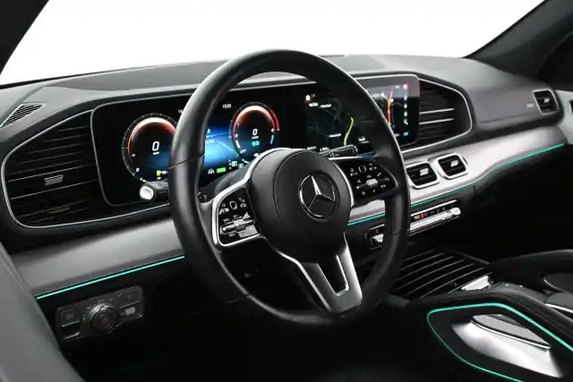 Musta Maastoauto, Mercedes-Benz GLE – VAR-06359
