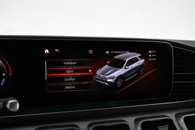 Musta Maastoauto, Mercedes-Benz GLE – VAR-06359