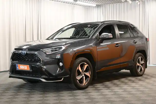 Harmaa Maastoauto, Toyota RAV4 Plug-in – VAR-06362