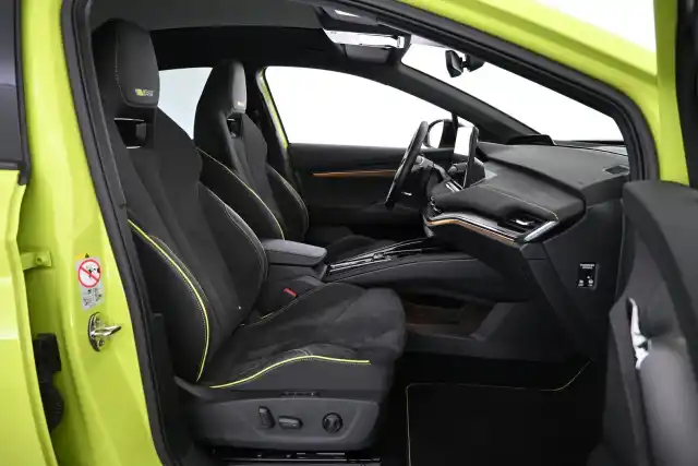 Vihreä Maastoauto, Skoda Enyaq – VAR-063971