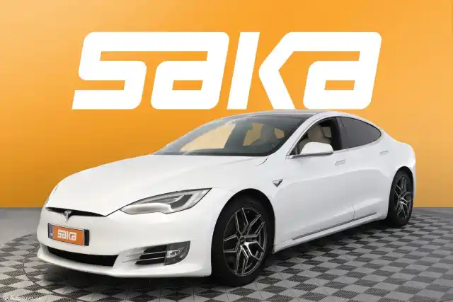 Valkoinen Sedan, Tesla Model S – VAR-06432