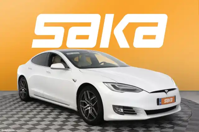 Valkoinen Sedan, Tesla Model S – VAR-06432